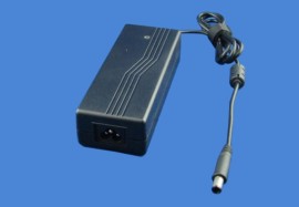 供应13V7.5MA桌面式电源，过KC认证电源，采用原装正品电子元器件