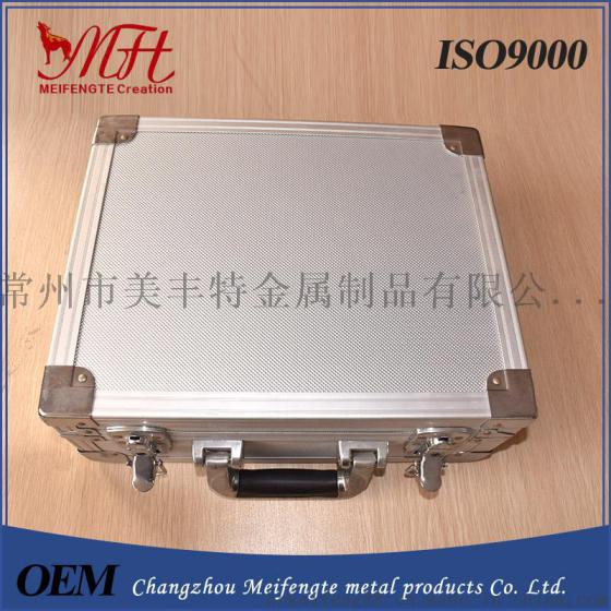 多功能五金工具箱，常州铝箱，来图定制铝箱，EVA模型套装工具箱