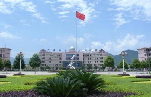 打造“金融级”校园安防 