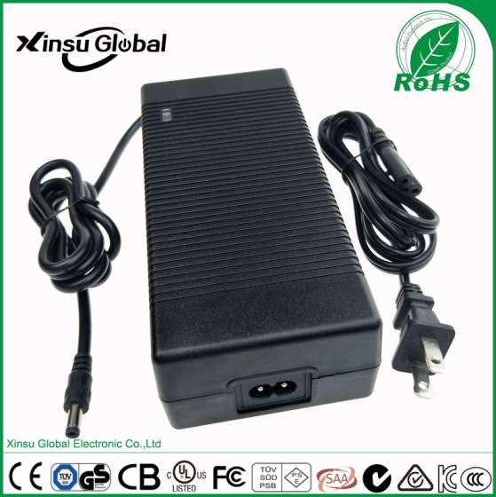 12.6V7A充电器 12.6V7A 澳规RCM SAA认证 12.6V7A锂电池充电器