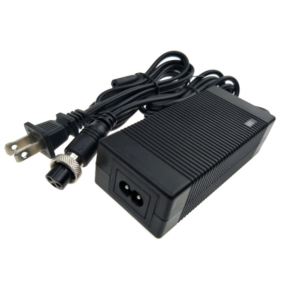 家用机器人锂电池充电器 16.8V4A家用机器人锂电池充电器