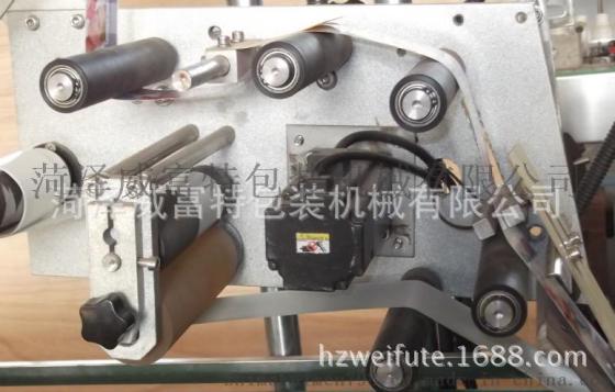 塑料盒分理贴标收集一体机 全自动水果盒理盒贴标