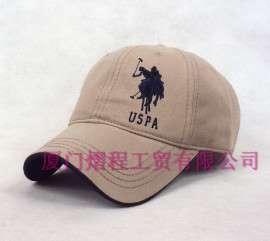加工定制各种棒球帽，纯棉布料，logo由您选择
